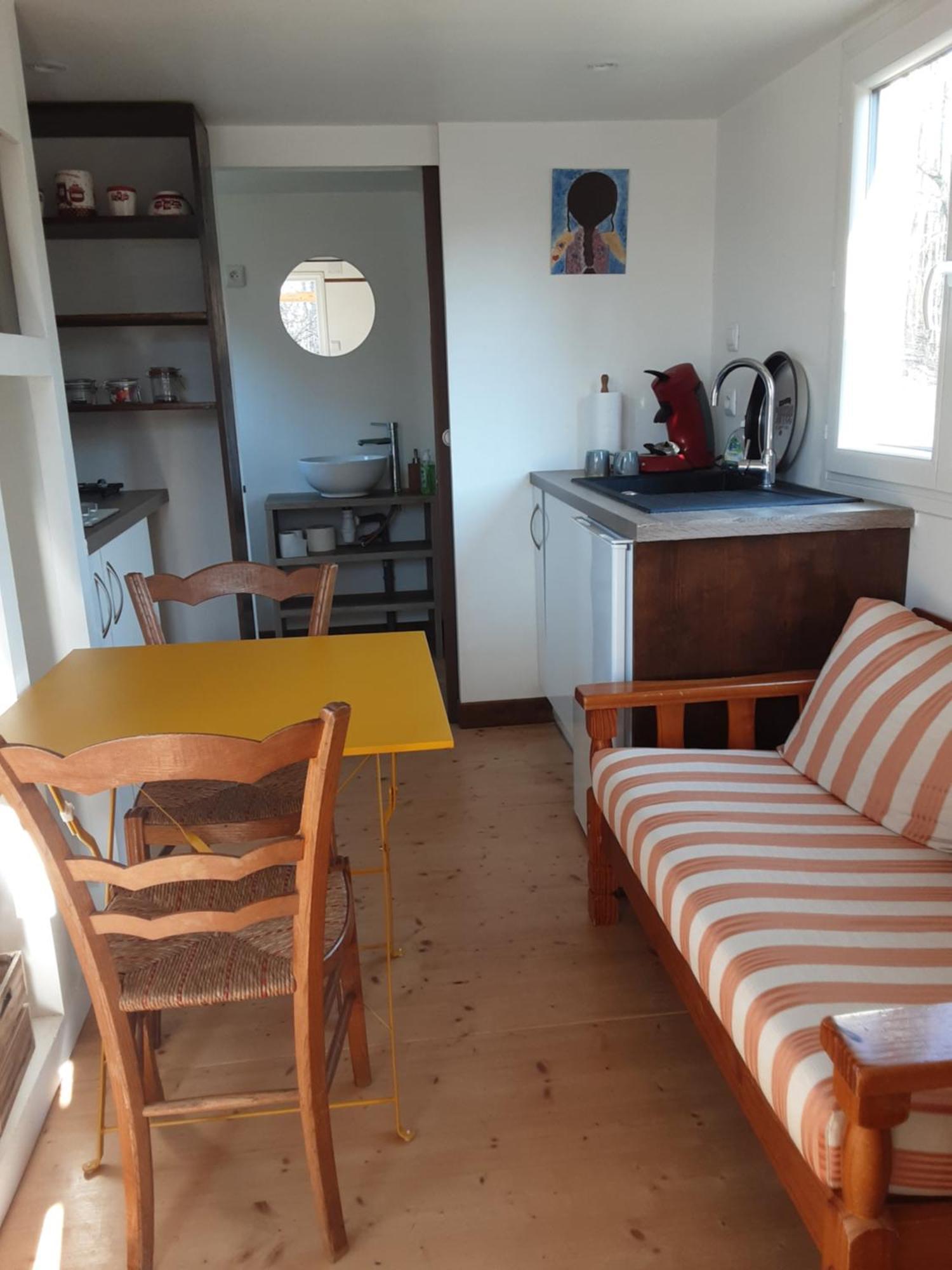 Hotel Tiny Des Reves Beulotte-Saint-Laurent Zimmer foto